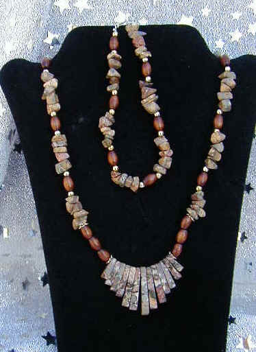 0073.jpg (99438 bytes)