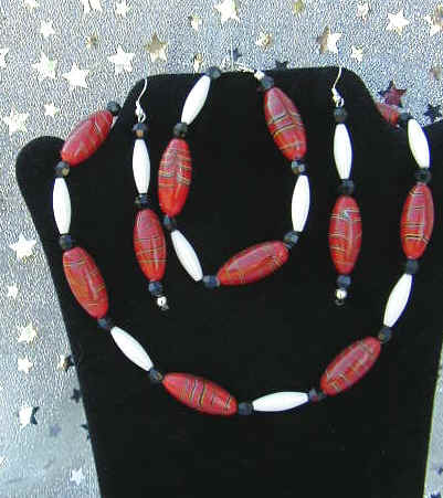 0085.jpg (96862 bytes)