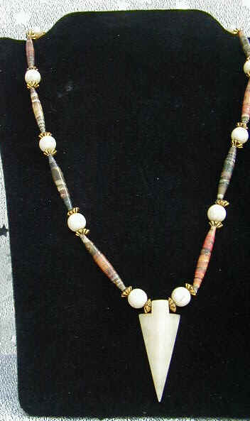 023.jpg (62403 bytes)